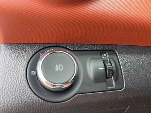 Used 2014 Chevrolet Sonic LTZ FWD image 21