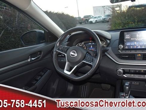 Used 2024 Nissan Altima 2.5 SR image 24