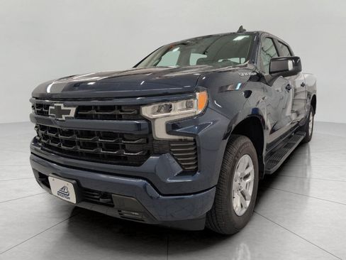 Certified 2022 Chevrolet Silverado 1500 RST w/ Convenience Package II AWD/4WD image 12