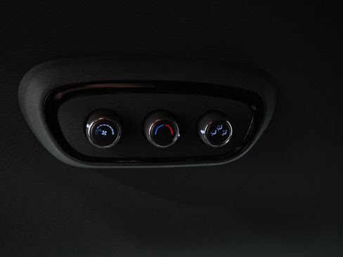 Used 2025 Dodge Durango GT AWD/4WD image 19