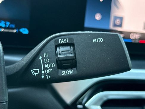 Certified 2023 BMW 330e w/ Convenience Package image 32