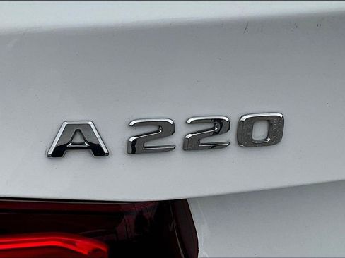 Used 2019 Mercedes-Benz A 220 image 23