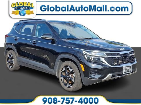 Used 2024 Kia Seltos EX AWD/4WD image 1