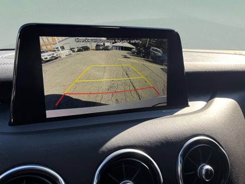 Used 2018 Kia Stinger GT2 image 28