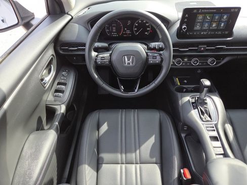 Certified 2025 Honda HR-V EX-L image 27