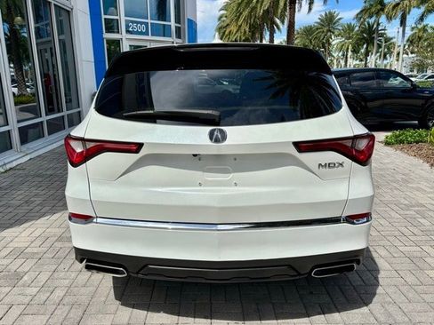 Used 2023 Acura MDX SH-AWD image 5