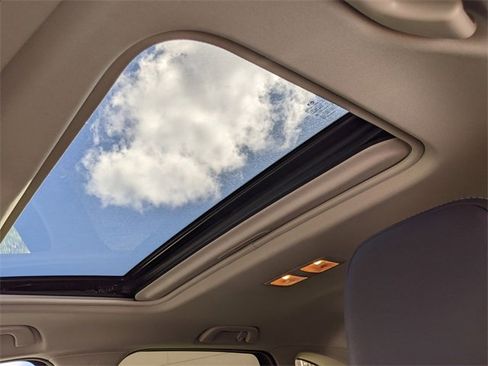 Used 2025 MAZDA CX-5 AWD 2.5 S w/ Premium Plus Pkg image 18