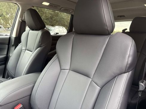 New 2026 Subaru Ascent Limited image 25