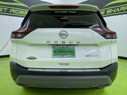 Used 2023 Nissan Rogue SV image 8