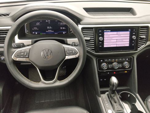Used 2022 Volkswagen Atlas SE FWD image 22