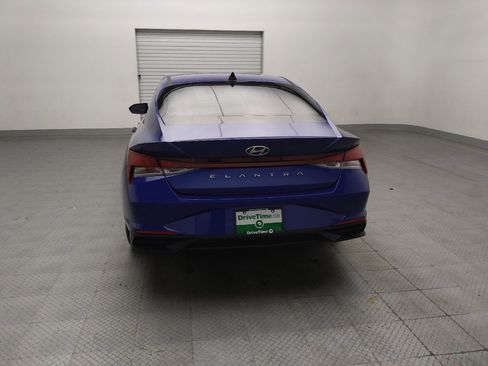 Used 2023 Hyundai Elantra SEL FWD image 6