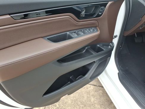 New 2026 Honda Odyssey Elite image 14