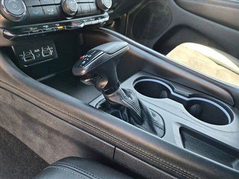 Used 2022 Dodge Durango GT RWD image 12