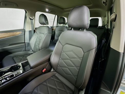 New 2026 Volkswagen Atlas SE image 19