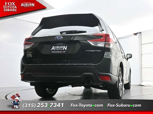 Used 2023 Subaru Forester Limited AWD/4WD image 21