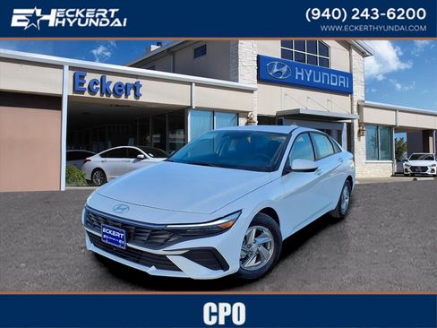 Certified 2026 Hyundai Elantra SE FWD image 1