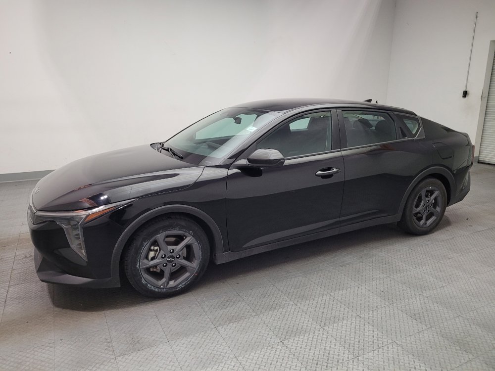 Used 2025 Kia K4 FWD image 2