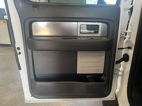 Used 2014 Ford F150 Raptor w/ Equipment Group 801A Luxury image 20