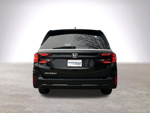Certified 2025 Honda Odyssey EX-L image 8
