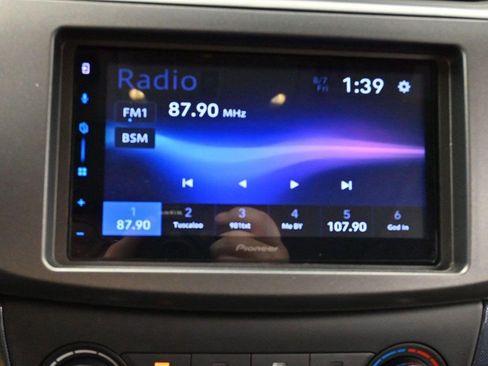 Used 2017 Nissan Sentra SR Turbo FWD image 21