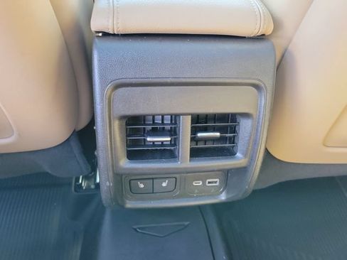 Certified 2024 Cadillac XT4 Premium Luxury w/ Active Safety Package AWD/4WD image 19