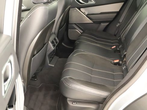 Used 2018 Land Rover Range Rover Velar R-Dynamic SE image 28