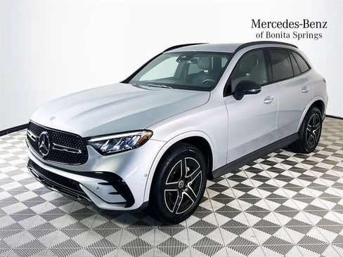 Used 2026 Mercedes-Benz GLC 300 image 3