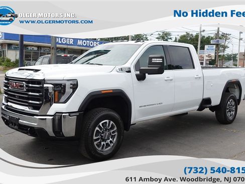 Used 2024 GMC Sierra 2500 SLE w/ SLE Value Package AWD/4WD image 1
