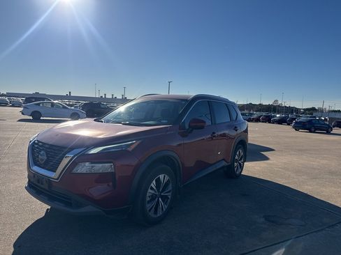 Certified 2023 Nissan Rogue SV w/ SV Premium Package image 3
