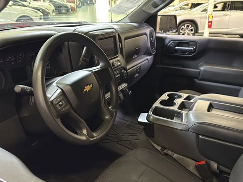 Used 2020 Chevrolet Silverado 1500 Custom w/ Custom Value Package image 23