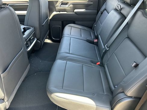 New 2026 GMC Sierra 3500 SLT w/ SLT Premium Package AWD/4WD image 26