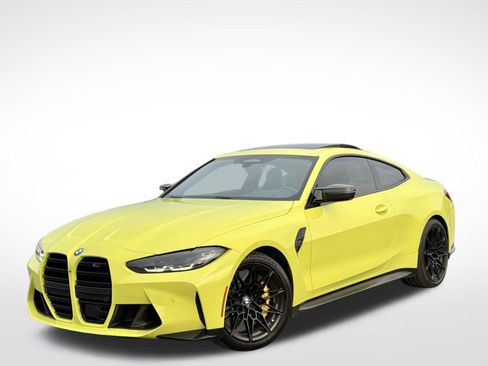 Used 2022 BMW M4 Competition w/ M Carbon Exterior Package image 3