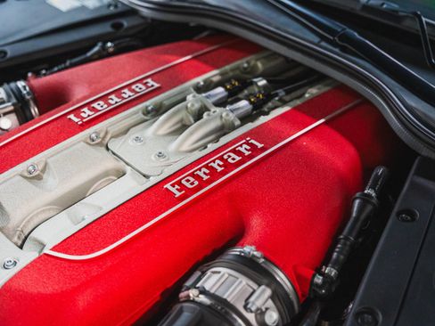 Used 2021 Ferrari 812 GTS RWD image 88