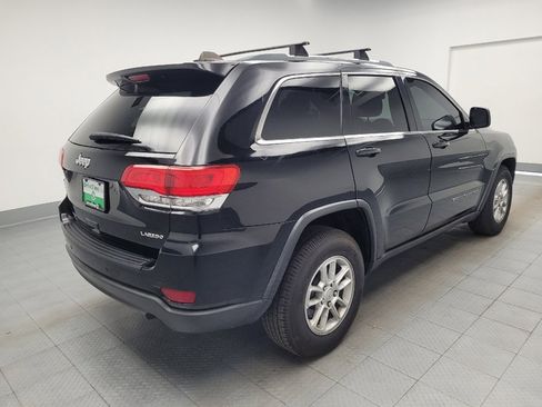Used 2019 Jeep Grand Cherokee Laredo RWD image 9