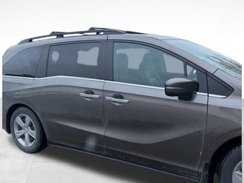 Used 2018 Honda Odyssey EX-L image 19