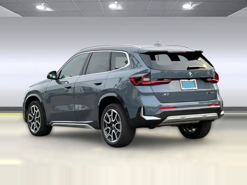 New 2026 BMW X1 xDrive28i w/ Technology Package image 3
