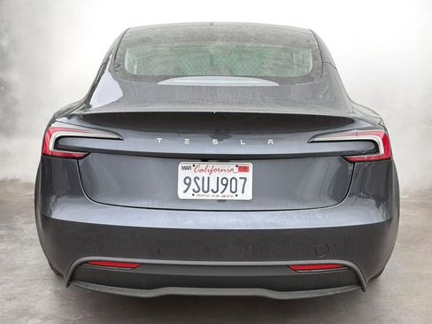 Used 2025 Tesla Model 3 image 14