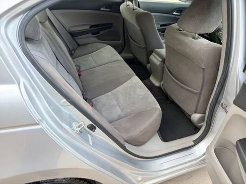 Used 2010 Honda Accord LX image 9