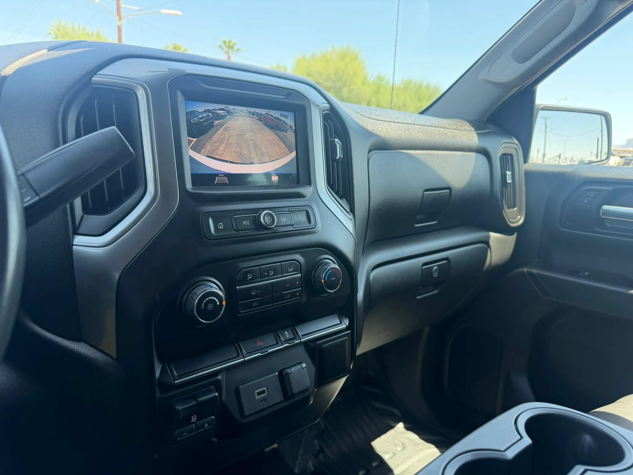 Used 2020 Chevrolet Silverado 1500 W/T w/ Trailering Package AWD/4WD image 21