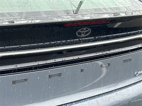 Used 2026 Toyota Prius Plug-In Hybrid image 26