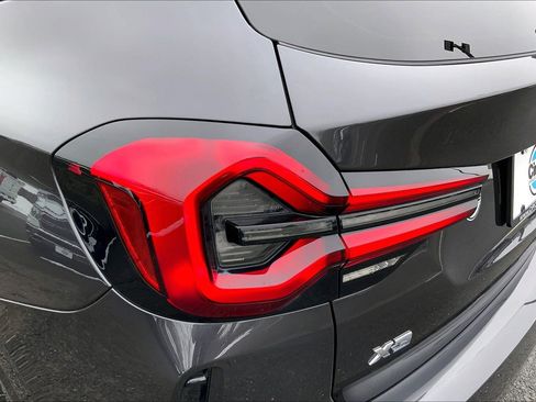 Used 2024 BMW X3 M40i w/ Premium Package image 26