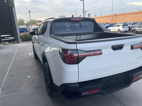 Used 2023 Hyundai Santa Cruz SEL Premium w/ Cargo Package image 9