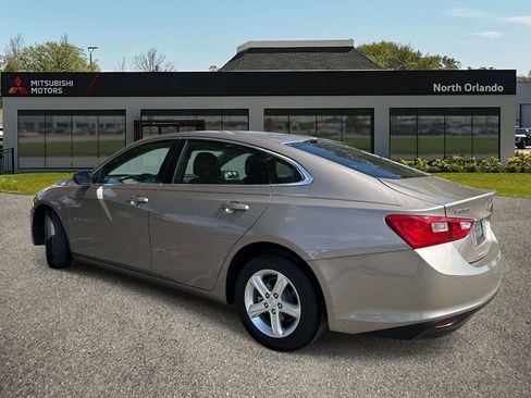 Used 2024 Chevrolet Malibu LT FWD image 3