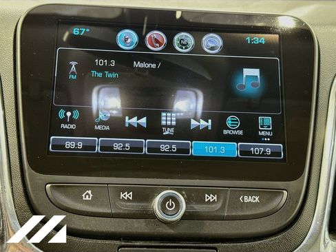 Used 2018 Chevrolet Equinox LT w/ Sun & Infotainment Package AWD/4WD image 15