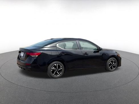 Used 2025 Nissan Sentra SV image 14