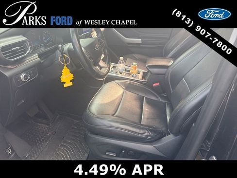 Used 2021 Ford Explorer Limited w/ Equipment Group 301A image 6