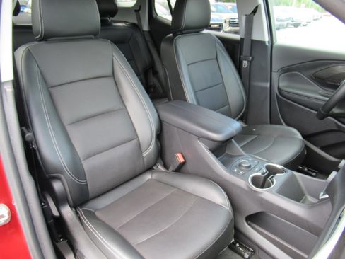 Used 2024 GMC Terrain SLT w/ Infotainment Package II AWD/4WD image 9