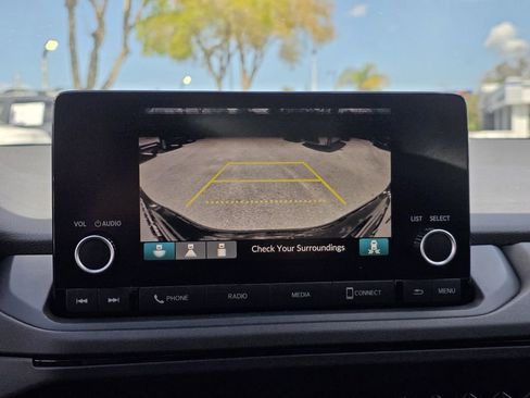 Used 2023 Honda Accord EX image 21