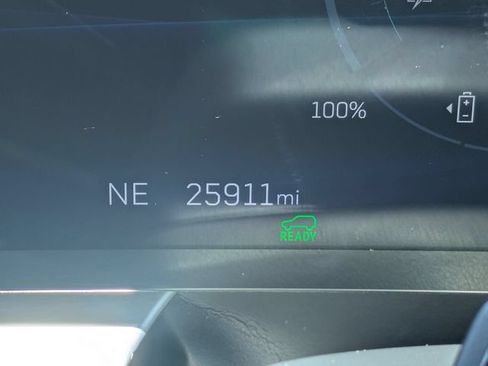 Used 2024 Cadillac Lyriq Luxury RWD image 19