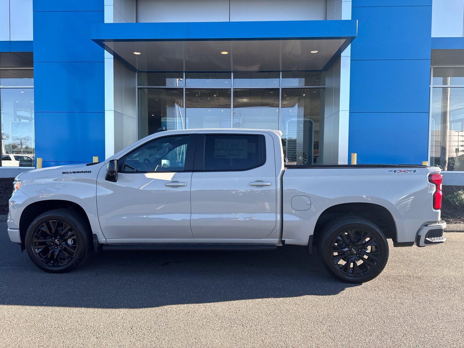 New 2026 Chevrolet Silverado 1500 RST w/ Safety Package AWD/4WD image 9